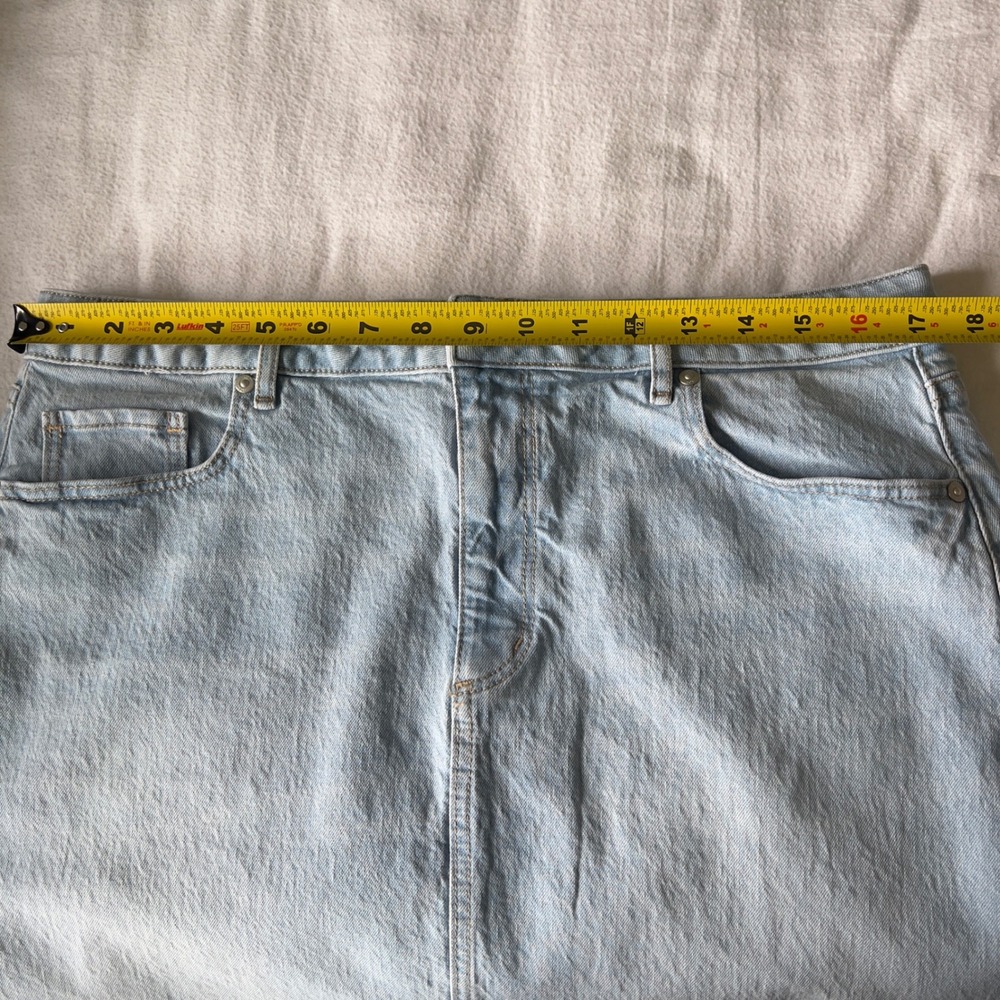 LOFT Womens Light Wash Denim Mini Skirt Raw Hem Size 14 Tall - Picture 3 of 6